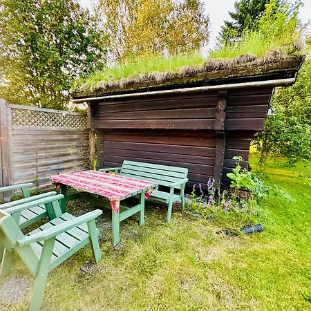 Trivelig Leilighet Med Gratis Parkering Pa Stedet Forset Exterior foto