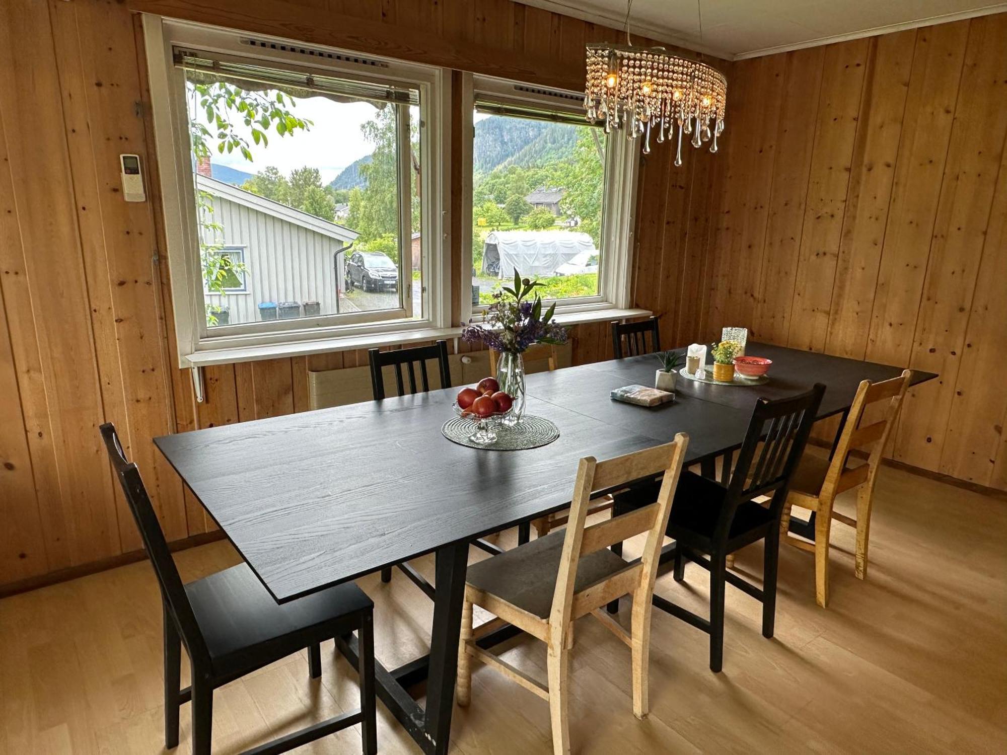 Trivelig Med Gratis Parkering Pa Stedet Apartment