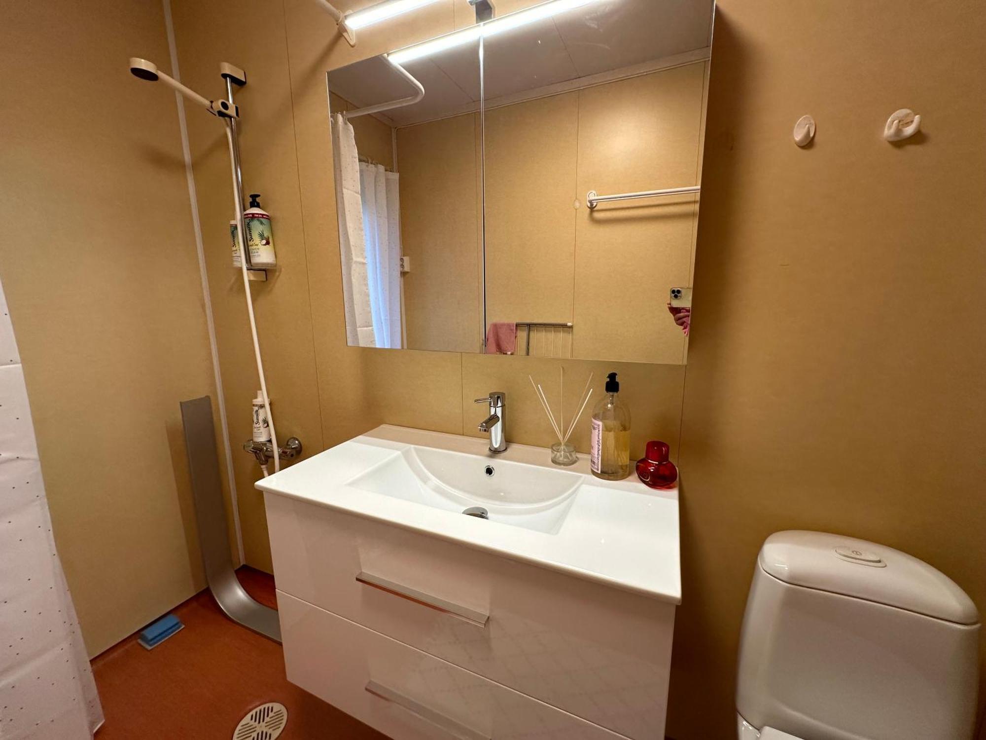 Trivelig Med Gratis Parkering Pa Stedet Forset