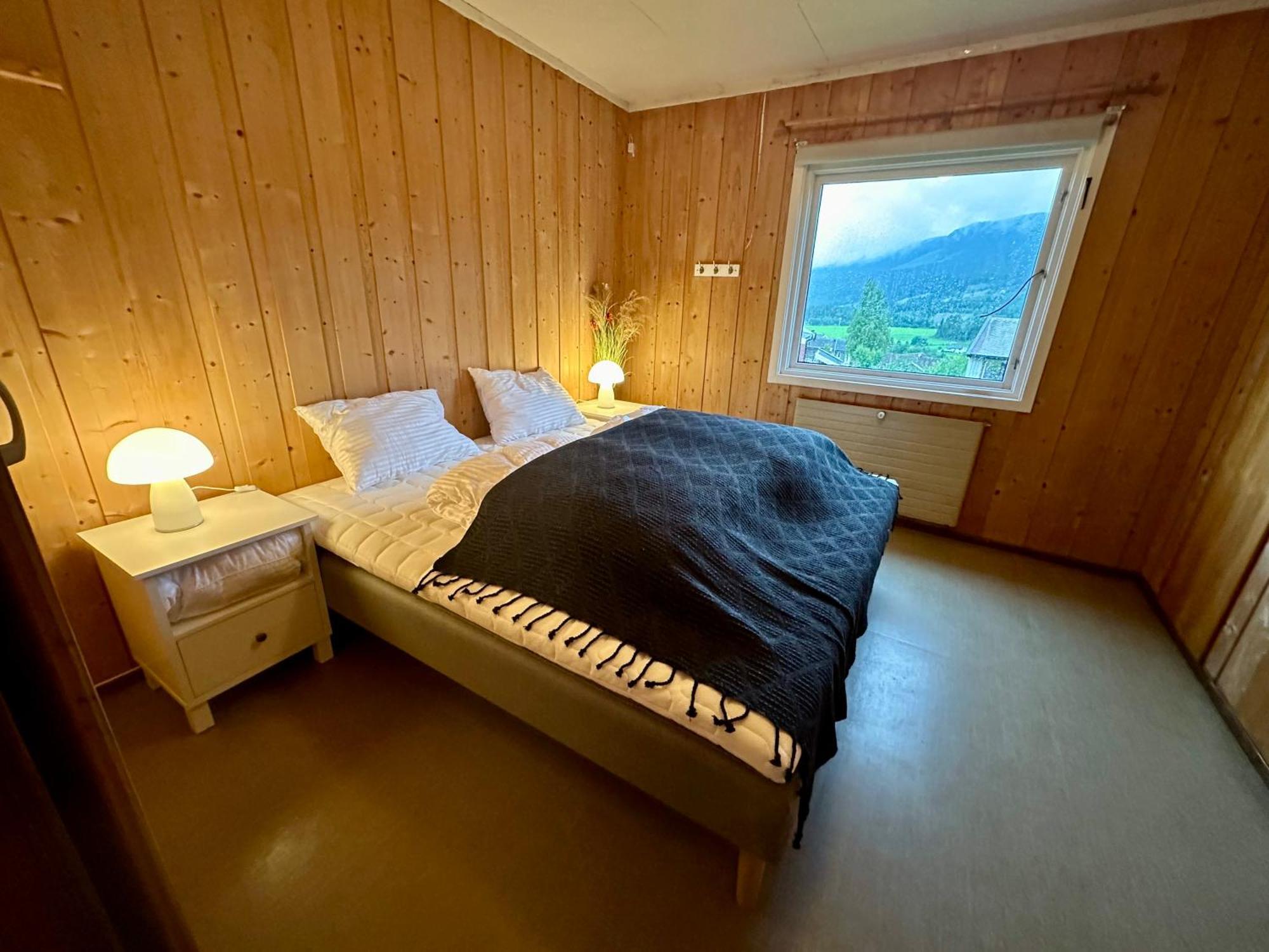 Apartment Trivelig Med Gratis Parkering Pa Stedet