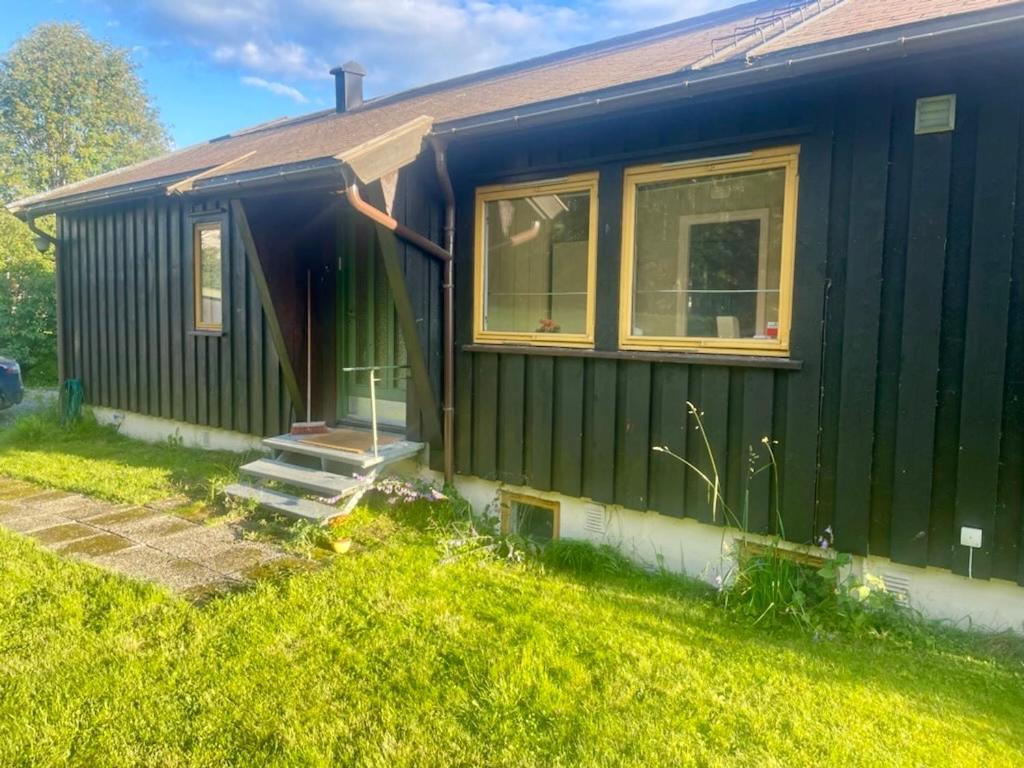 Trivelig Med Gratis Parkering Pa Stedet Apartment Forset