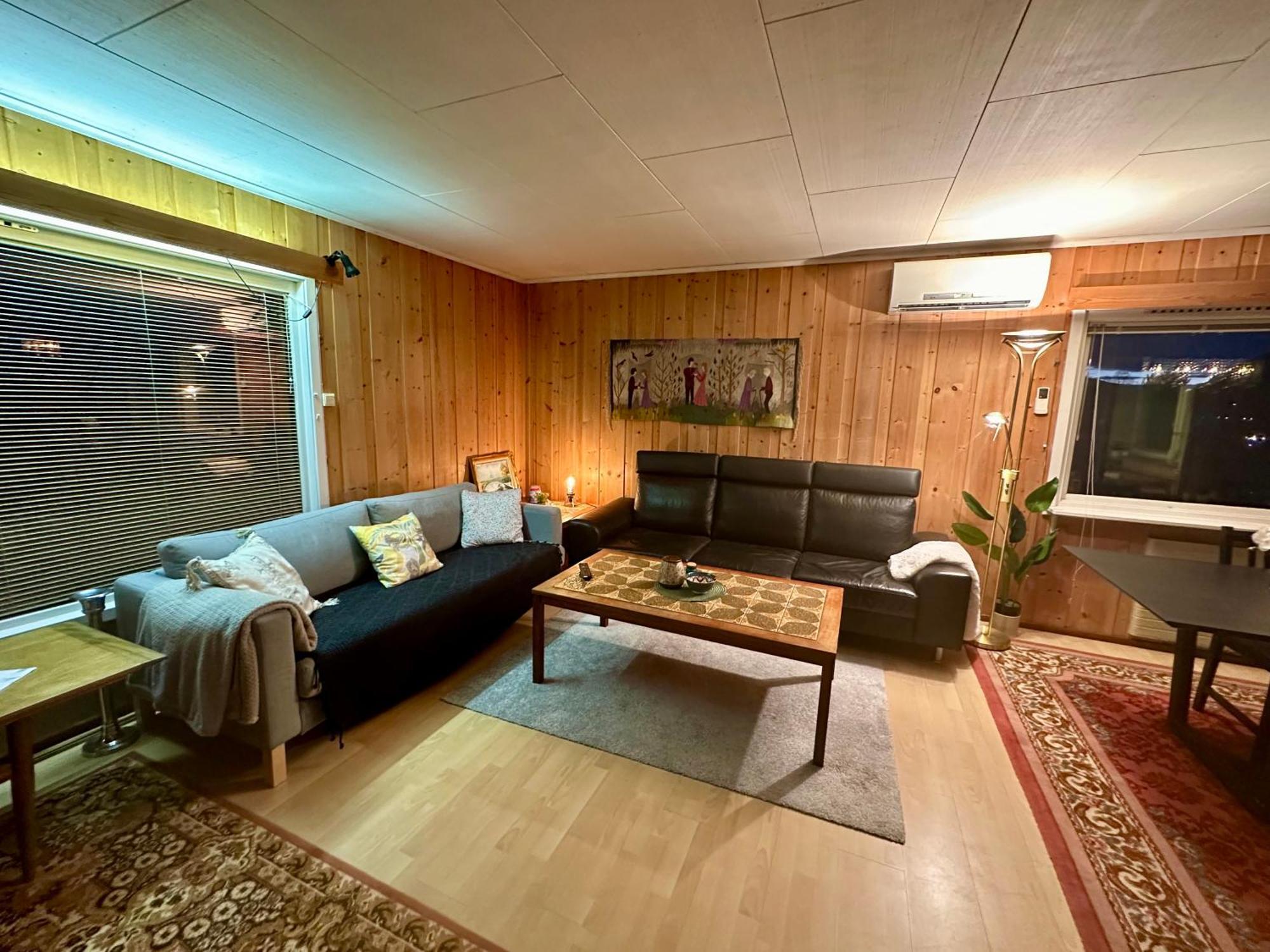 Trivelig Med Gratis Parkering Pa Stedet